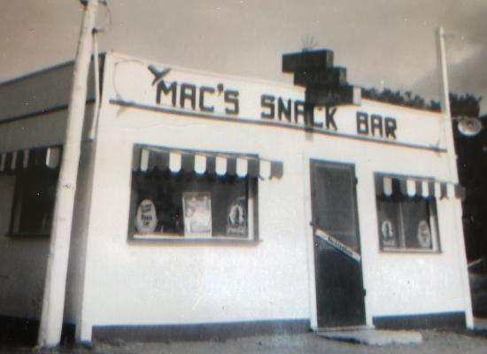 Mac's Snack Bar